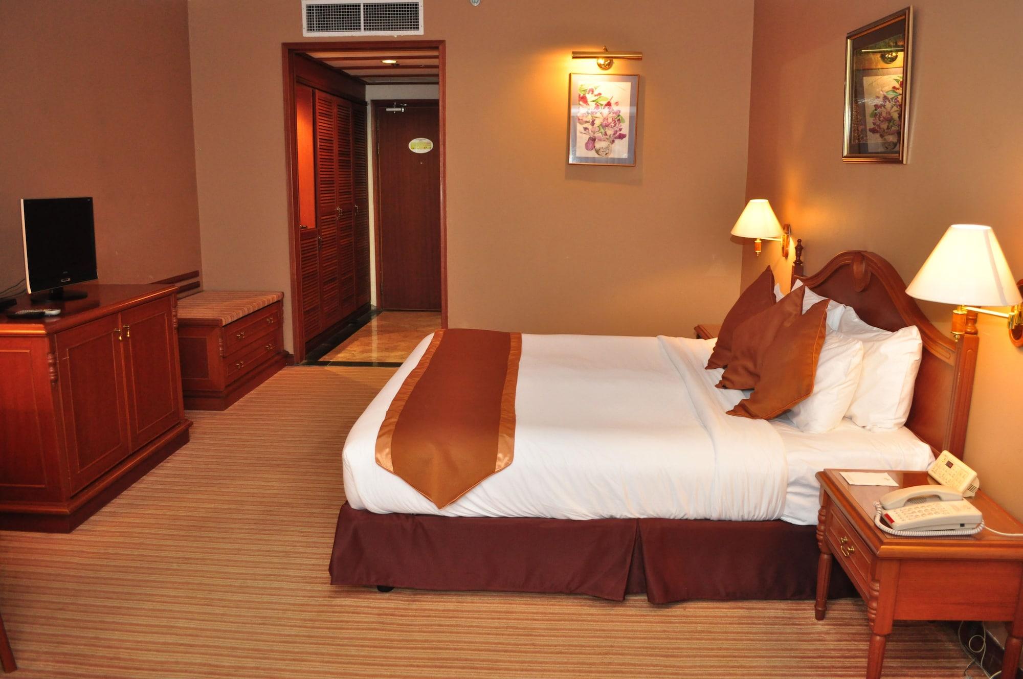 Mulia Hotel Bandar Seri Begawan Exterior photo