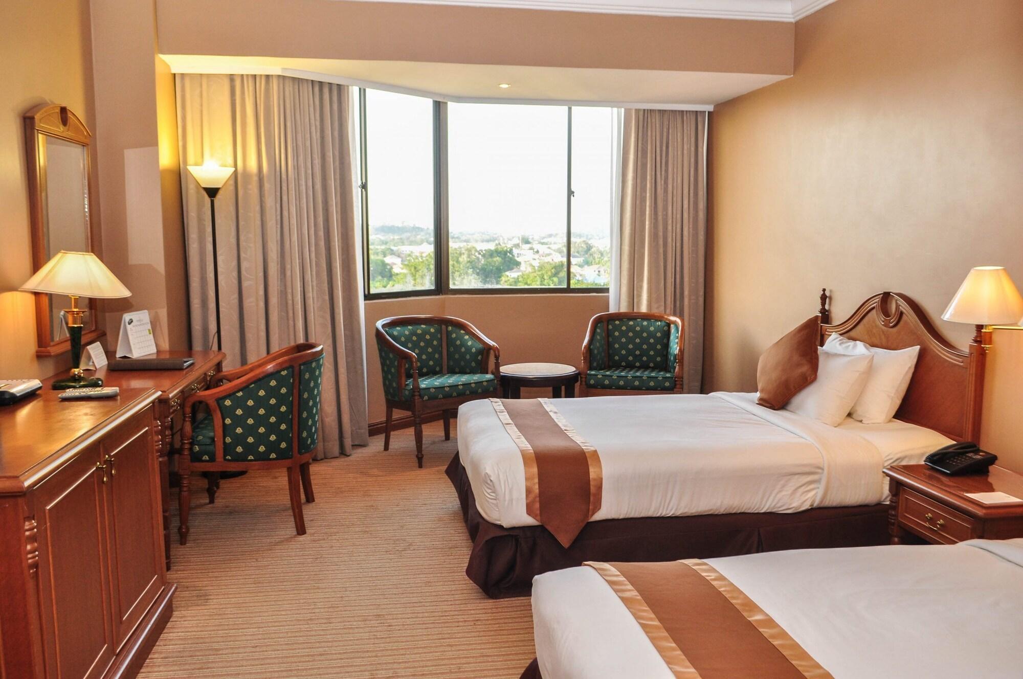 Mulia Hotel Bandar Seri Begawan Exterior photo