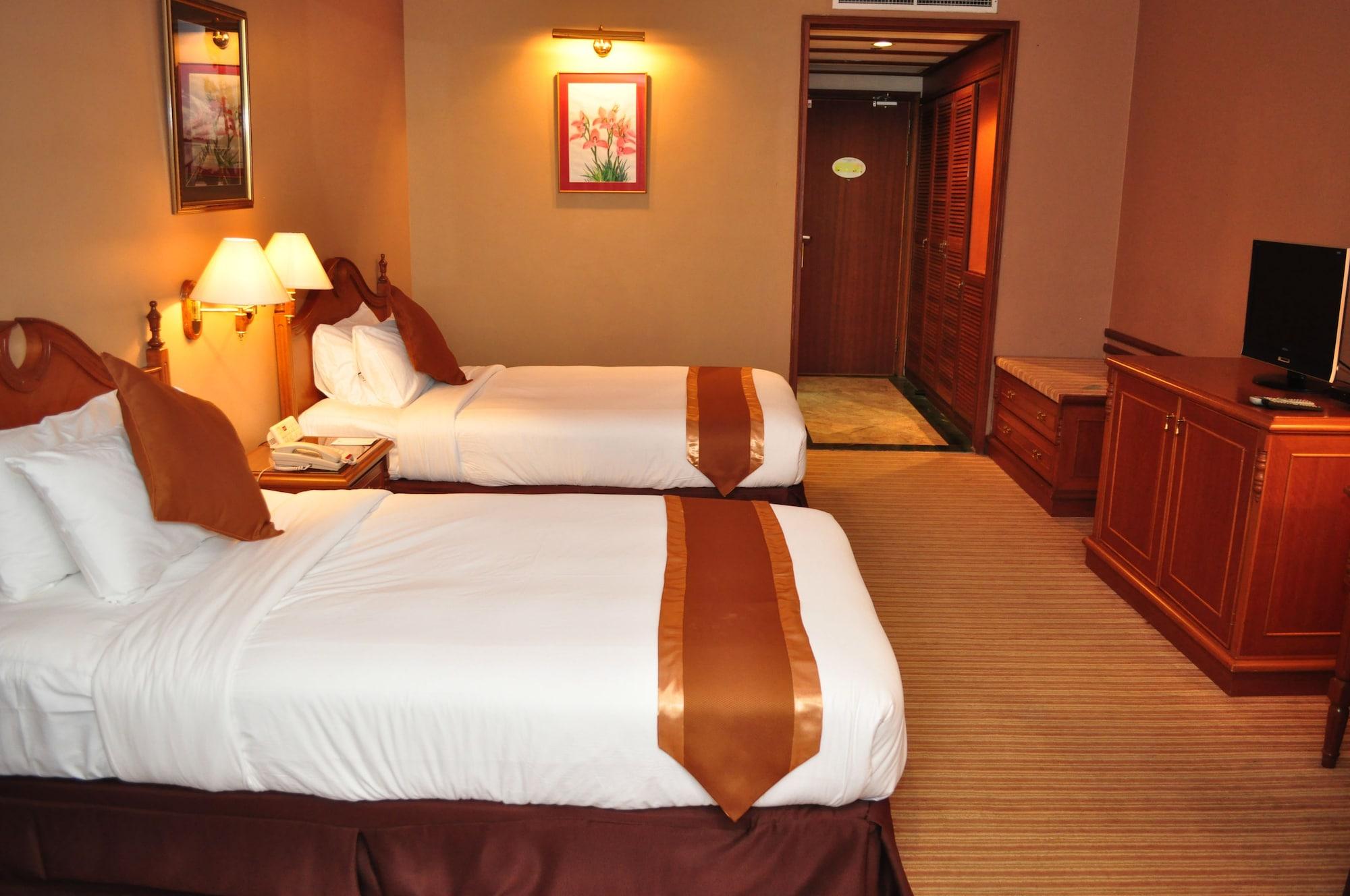 Mulia Hotel Bandar Seri Begawan Exterior photo
