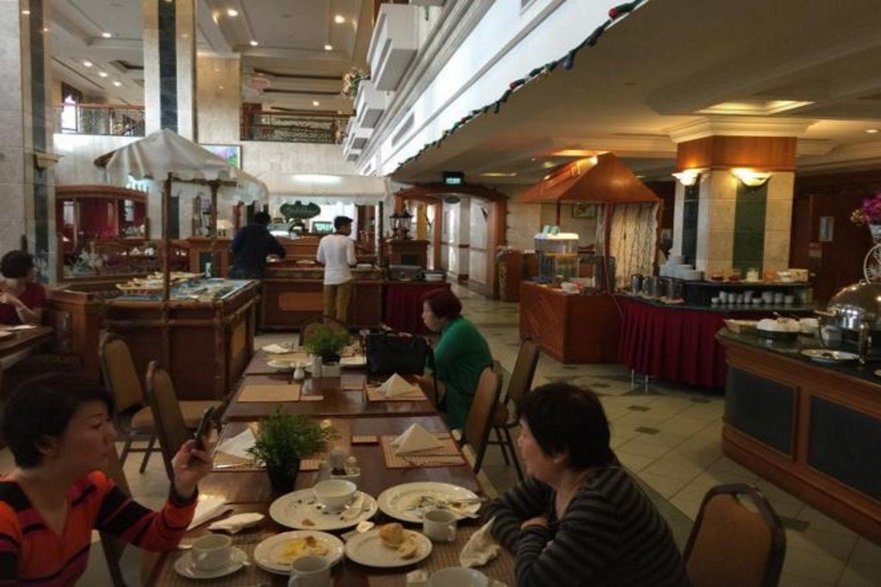 Mulia Hotel Bandar Seri Begawan Exterior photo