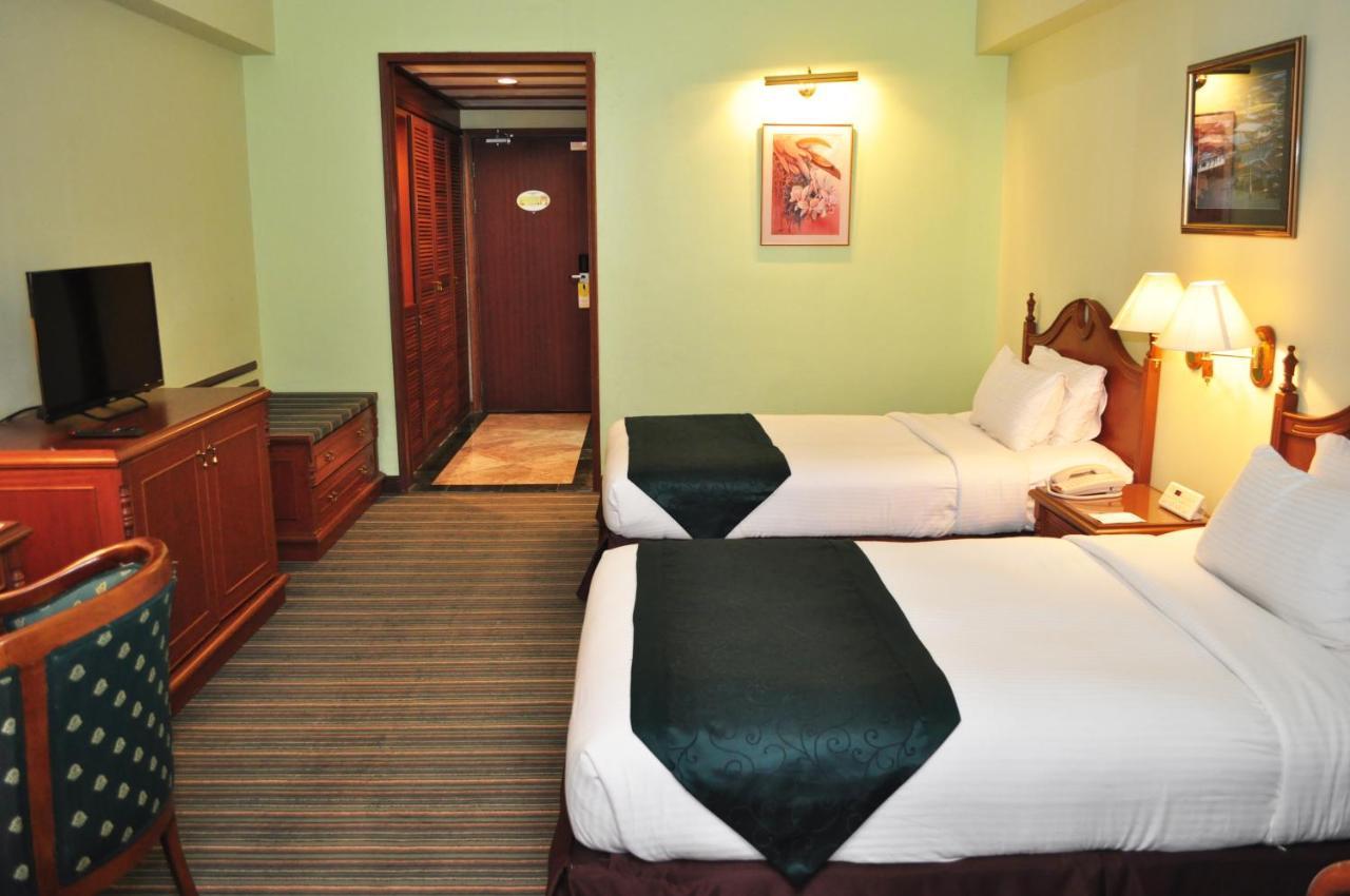 Mulia Hotel Bandar Seri Begawan Exterior photo