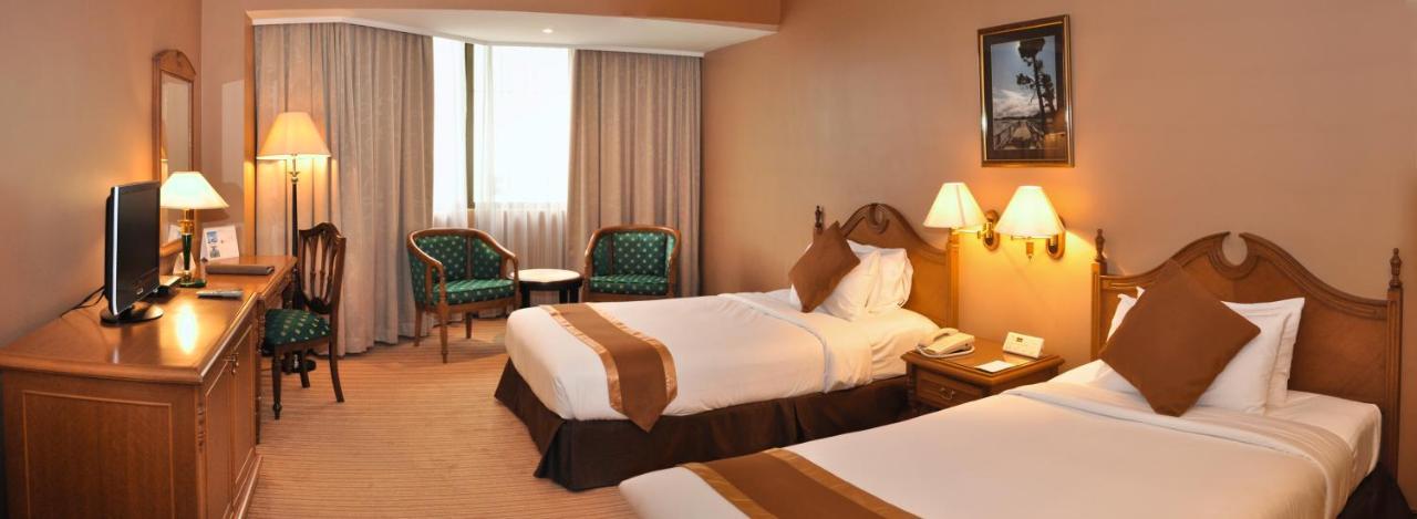 Mulia Hotel Bandar Seri Begawan Exterior photo
