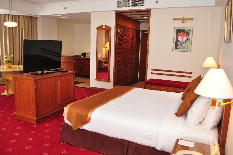 Mulia Hotel Bandar Seri Begawan Exterior photo
